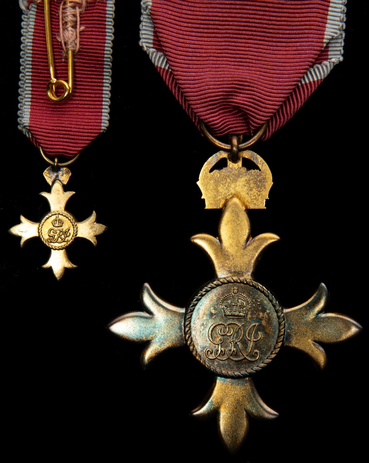 Family Group. OBE 2nd type Civil, with miniature in case of issue, GVF (this was awarded to Oscar - Image 4 of 9