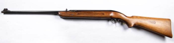 A .22” BSA Airsporter Mk I underlever air rifle, number G13693 (1948-54), with automatic tap port