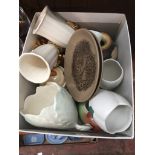 Small box of ceramics