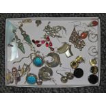 A tray of assorted jewellery, mainly pairs of earrings marked '925' etc.