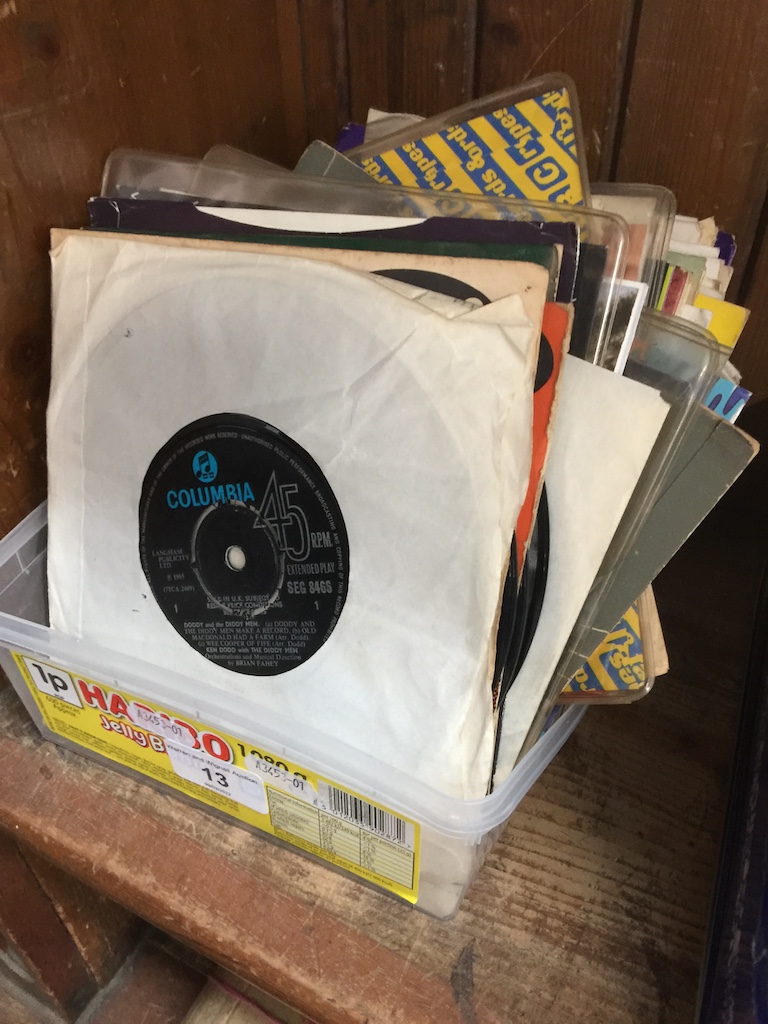 A box of 45s.