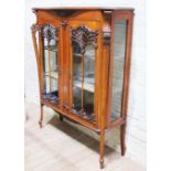 An Edwardian Art Nouveau style mahogany cabinet, width 112cm, depth 39cm & height 145cm.