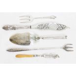 Assorted hallmarked silver, Georgian and later comprising matched silver fish servers, a silver