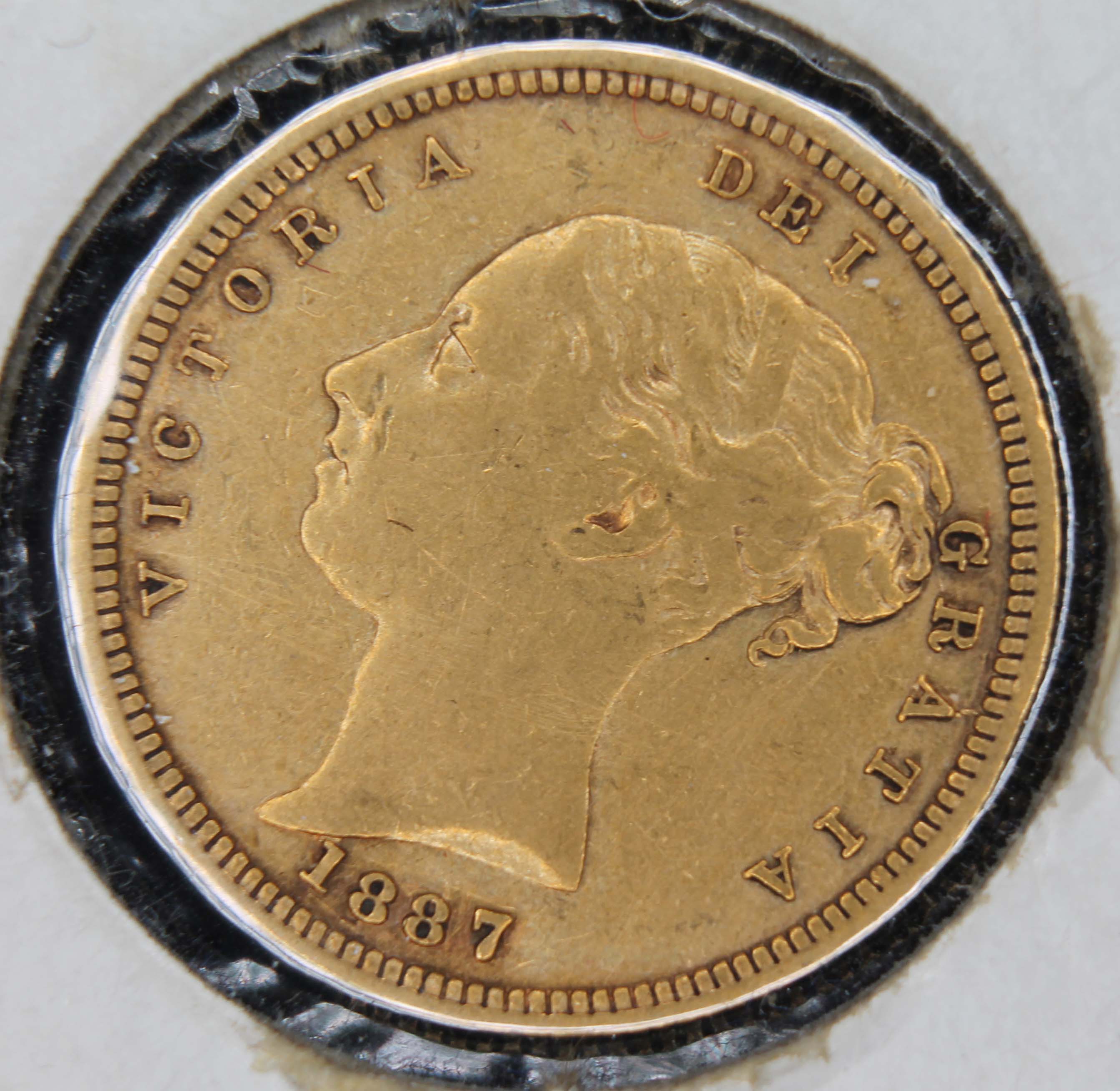 Victorian 1887 shield back half sovereign.