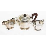 A George VI silver tea set comprising teapot and sucrier, Mappin & Webb, Sheffield 1937, together