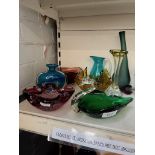 8 items of art glass