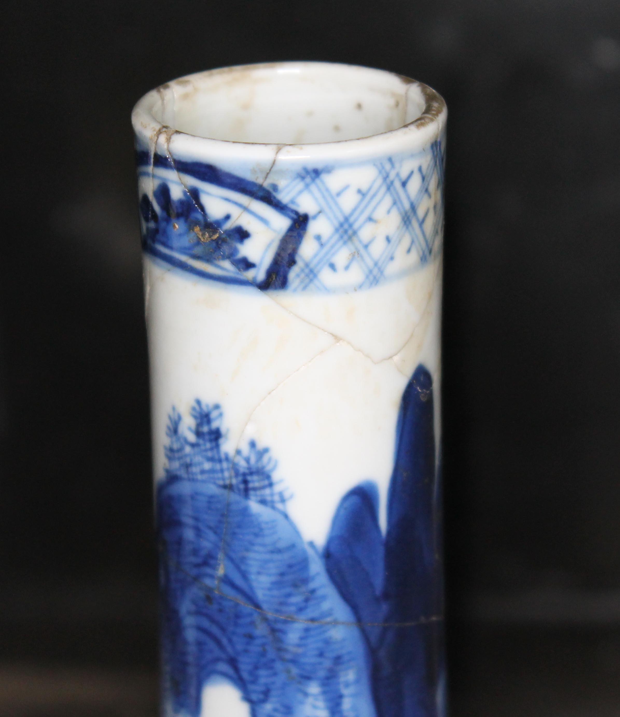 A pair of Chinese blue and white porcelain bottle vases, each with four character mark to base, - Image 6 of 7