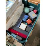 A box containing various jewellery boxes, ring boxes etc.