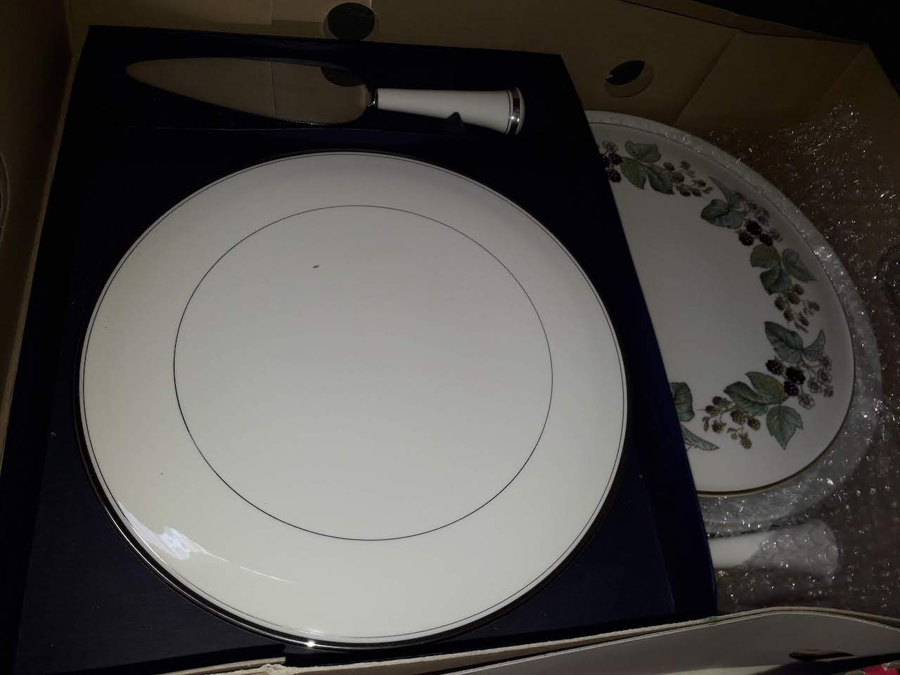 Royal Worcester boxed Silver Viceroy cake plate with server and Lavinia cheese plate with knife