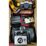 A lot of mixed cameras and accessories to include a Fujica STX-1 camera, a vintage Polaroid Square