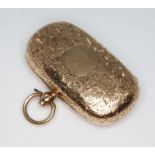 An early 20th century hallmarked 9ct gold sovereign case, length 55mm, gross wt. 20.3g.