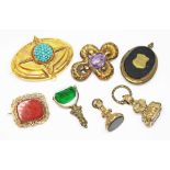 Assorted antique yellow metal jewellery comprising a turquoise set brooch, an amethyst set brooch, a