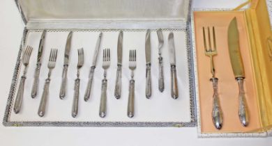 A cased set of knives and forks, the handles marked '800', the box marked 'Argento 800/000',