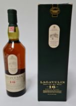 Lagavulin 16 year Islay single malt Scotch whisky 70cl 43%.