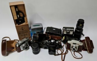 A collection of miscellaneous cameras and other items including Kodak Bantam Colorsnap 3 camera,