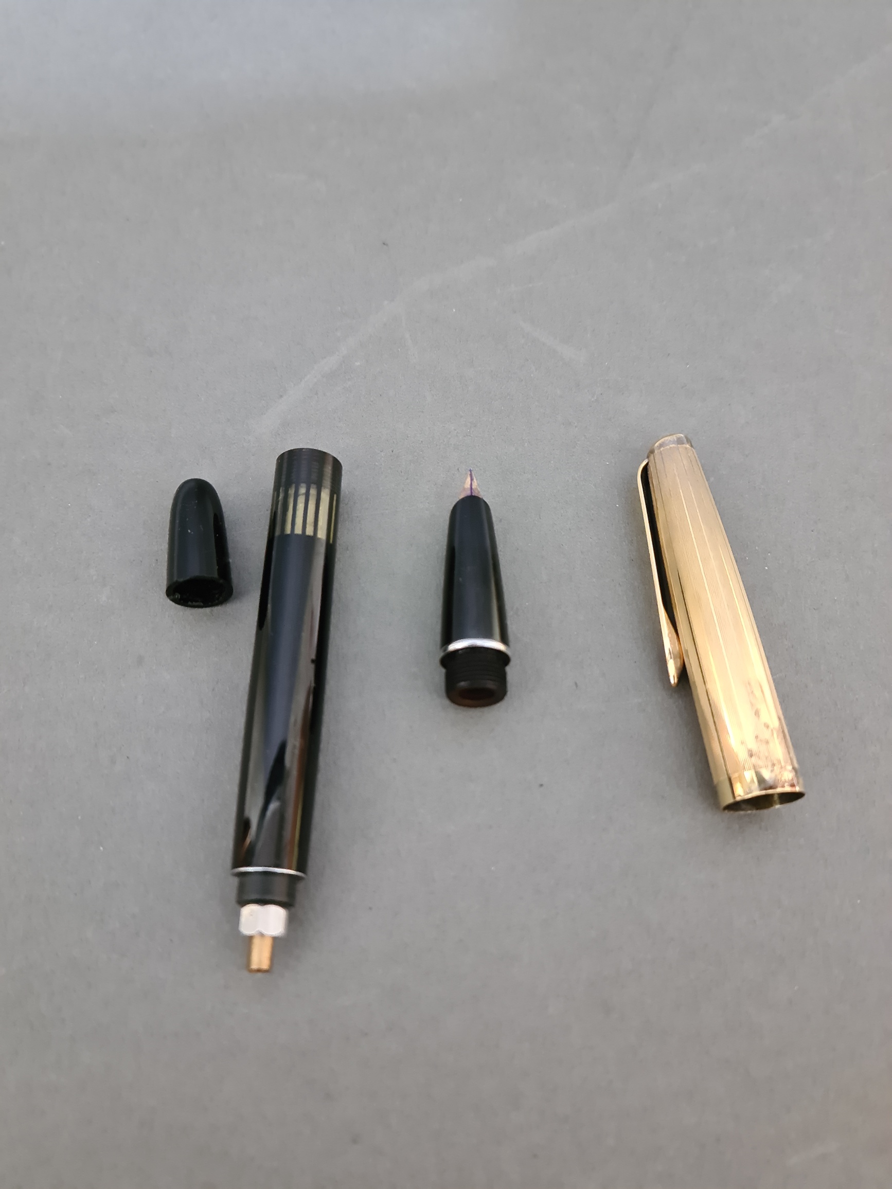 A cased Aurora fountain pen and ball point set. - Image 9 of 9