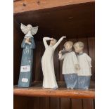 Lladro figurine Prayerful Moment no 5500 with 2 Nao items
