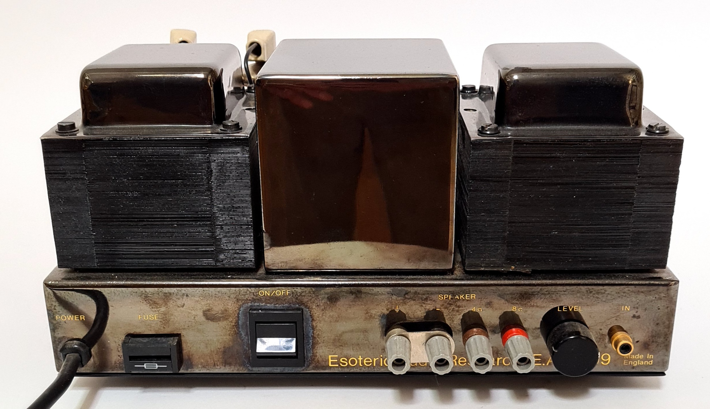 An Esoteric Audio Research E.A.R. 509 tube amplifier with PL519 and ECC83 valves. Condition - - Bild 3 aus 5