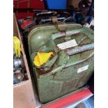 WW2 Kraftstoff TGL 4368 Feuergefahrlich military vehicle jerry cans kit.