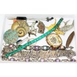 A tray of assorted mainly vintage and antique costume jewellery including an emerald imitation