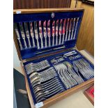 A canteen of Queens Plate cutlery - appx 79 pieces