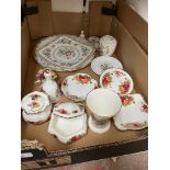 Old Country Roses and Ming Rose china wares - 17 pieces