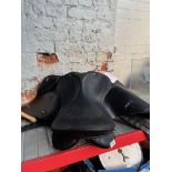 A Wintec 2000 GP riding saddle, 17.5" extra wide, fit for a cob