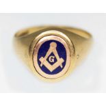 A Masonic signet ring with enamelled/engraved swivel panel, hallmarked 9ct gold, sponsor's mark '