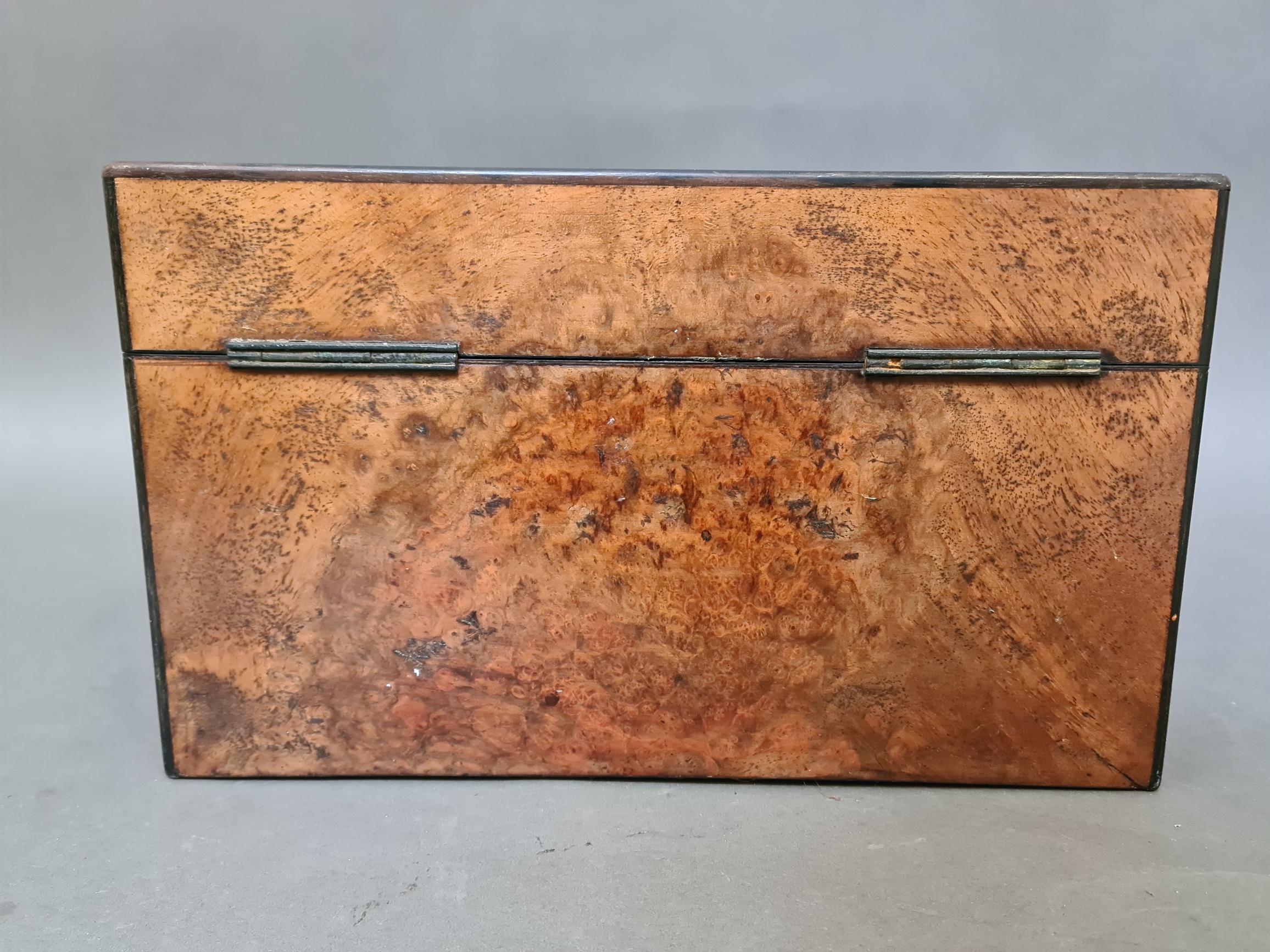 A 19th century burr walnut work box with fitted interior, containing a number of cut glass and - Bild 8 aus 15