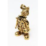 A hallmarked 9ct gold novelty clown pendant, length 42mm, gross wt. 6.8g.