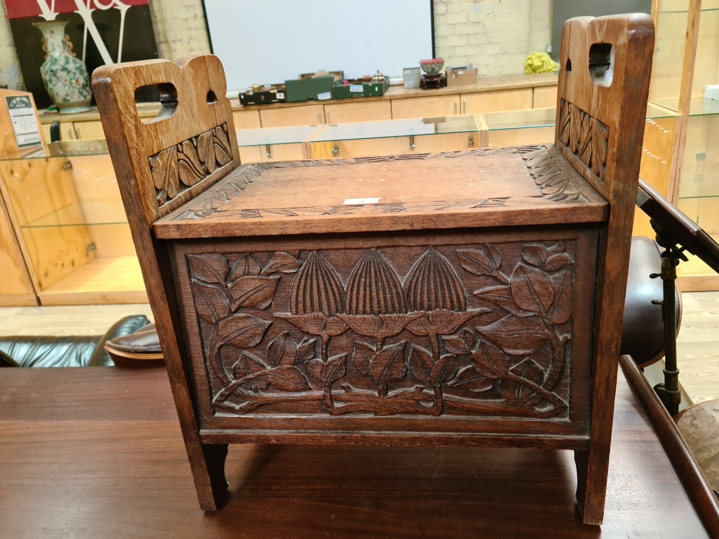 An Art & Crafts carved oak box stool, height 56cm and width 51cm. - Bild 5 aus 8