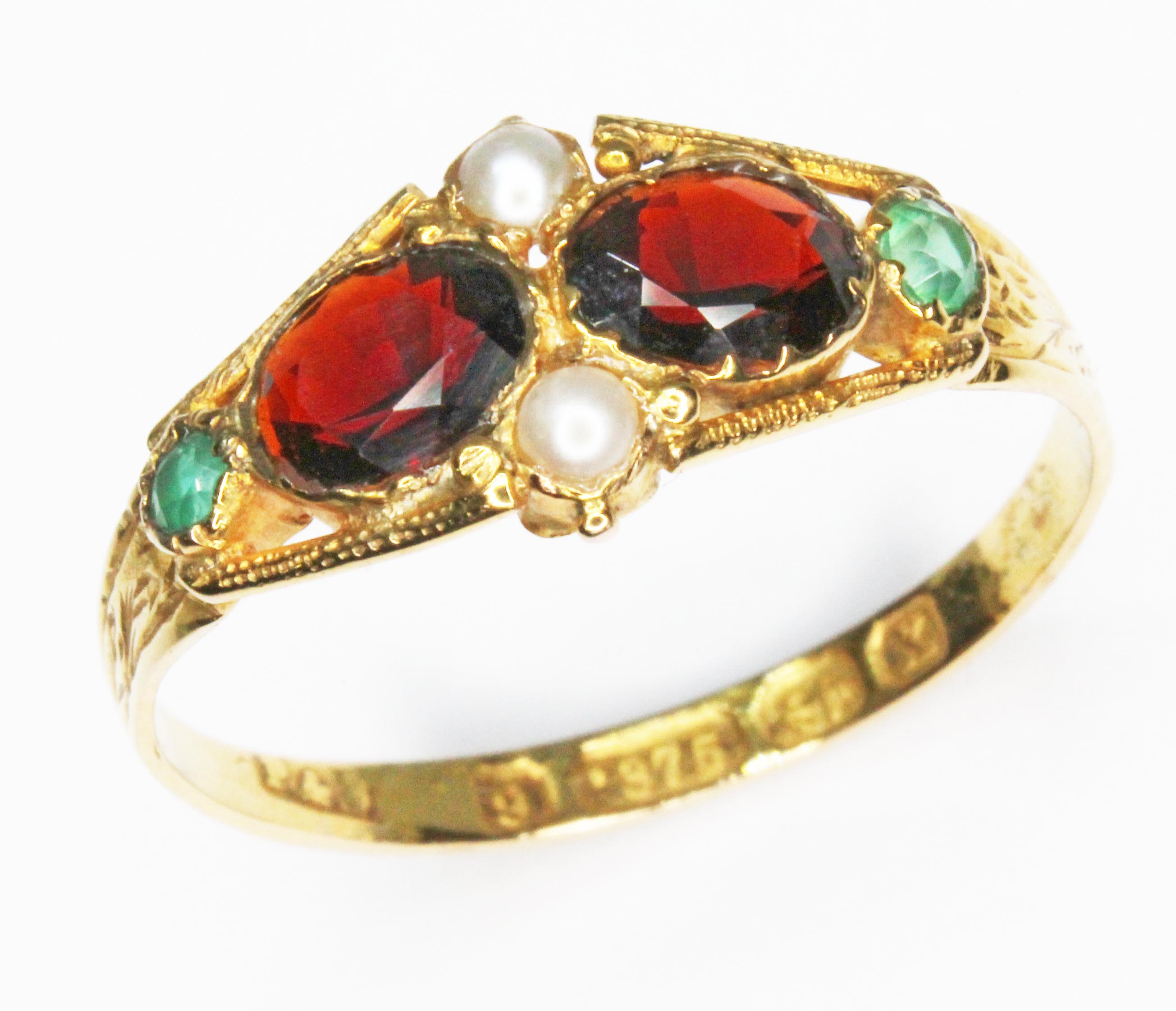 A Victorian paste and split pearl ring, hallmarked 9ct gold, Birmingham 1872, gross wt. 0.9g, size