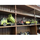 5 vintage Tonka toys to include cranes, fire engine, etc.