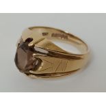 A hallmarked 9ct gold signet ring, gross weight 7g, size T.