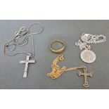 A selection of gold and silver jewellery to include gents ring, a chain with cross and 2 other