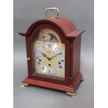 A Franz Hermle chiming mantle clock, height 29cm.