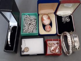 Various items of silver jewellery including bracelets and necklaces, marked 925, together with two