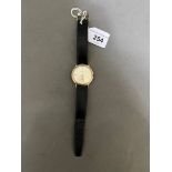 A 9ct gold cased Accurist gents watch.