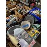 11 boxes of misc items including kitchenware, pottery etc