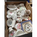 China items including Wedgwood, Coalport etc. - 28 items