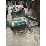 A Record Power BDS250 disc and belt sander with accessories.