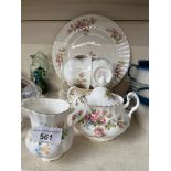 Royal Albert Moss Rose tea wares - 15 pieces