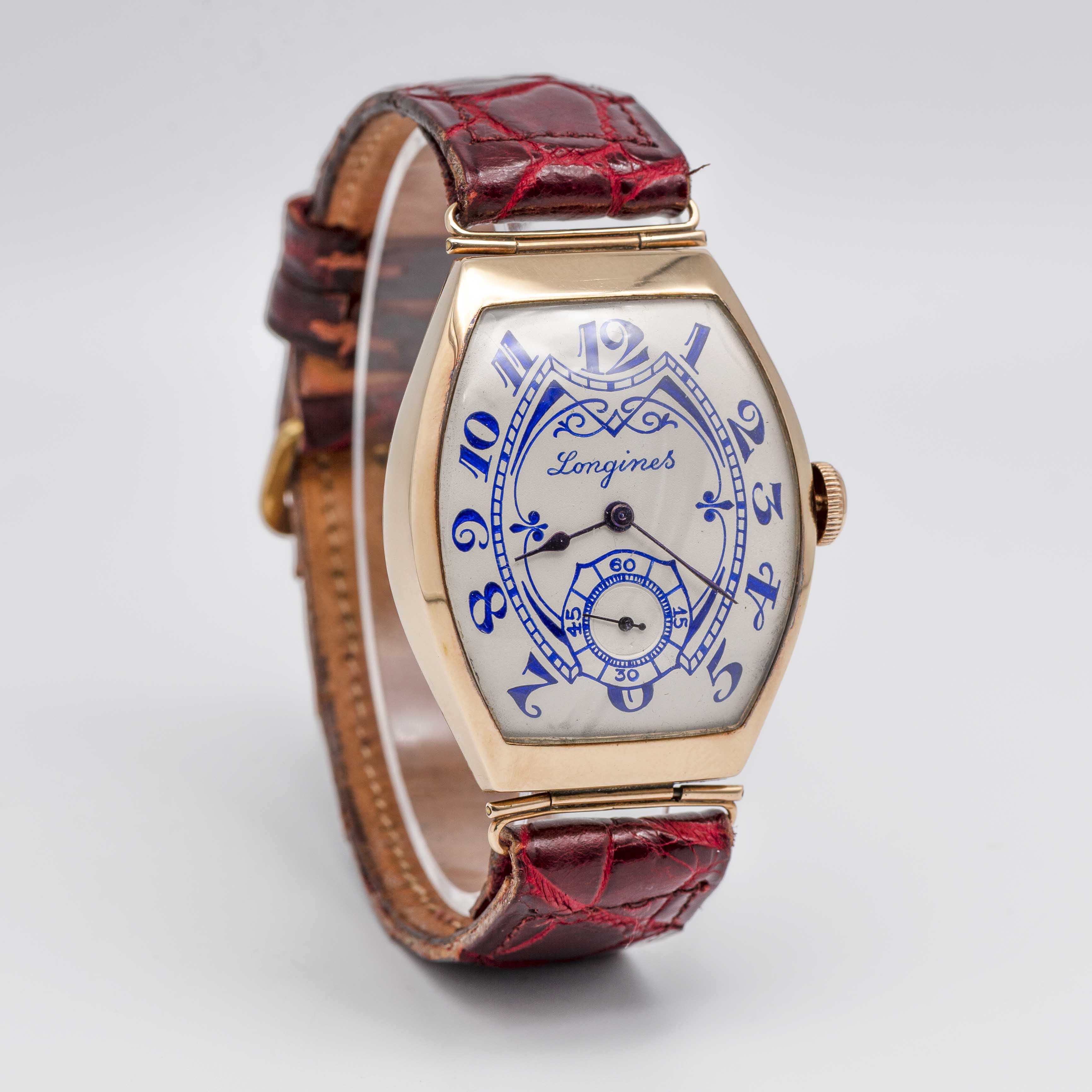 A VERY RARE GENTLEMAN'S 14K SOLID ROSE GOLD LARGE TONNEAU CASED LONGINES WRIST WATCH DATED 1915, - Image 4 of 9