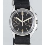 A GENTLEMAN'S STAINLESS STEEL BRITISH MILITARY CWC RAF PILOTS CHRONOGRAPH WRIST WATCH DATED 1972,