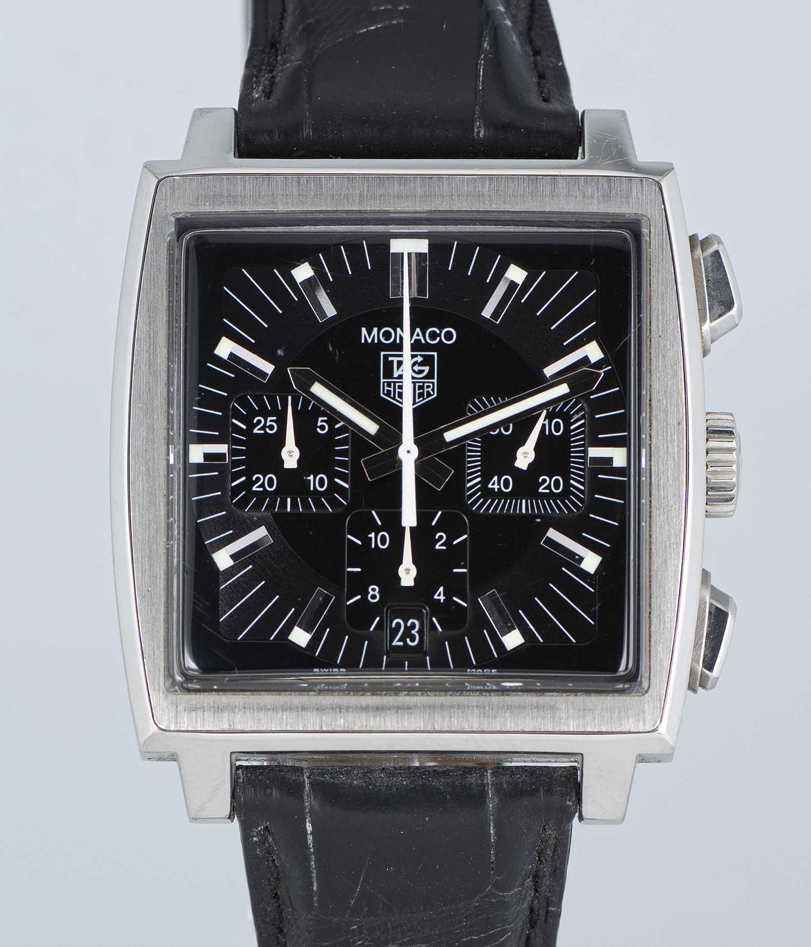 A GENTLEMAN'S STAINLESS STEEL TAG HEUER MONACO AUTOMATIC CHRONOGRAPH WRIST WATCH CIRCA 2005, REF.