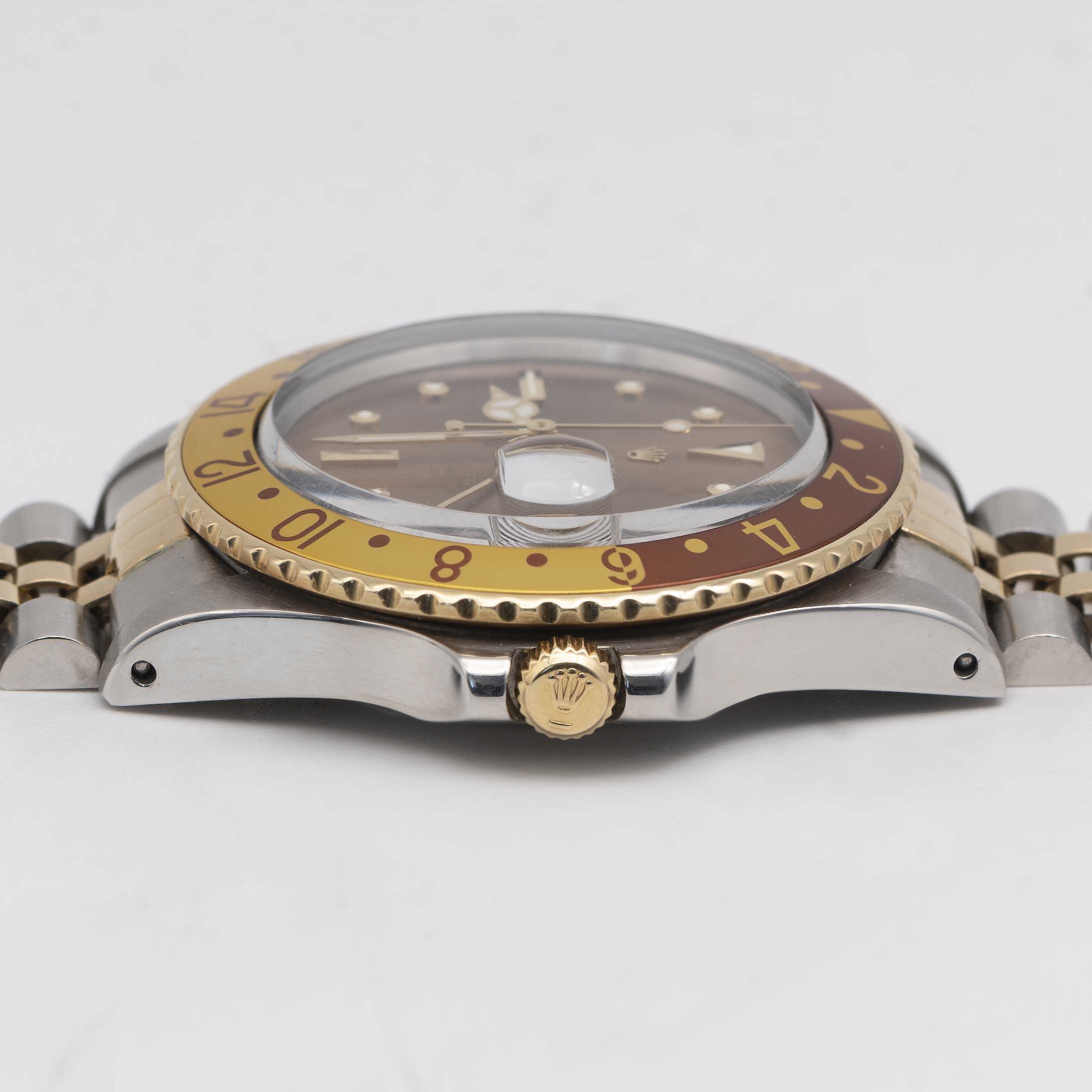 A GENTLEMAN'S STEEL & GOLD ROLEX OYSTER PERPETUAL GMT MASTER "ROOT BEER" BRACELET WATCH CIRCA - Image 8 of 9