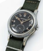 A GENTLEMAN'S BRITISH MILITARY JAEGER LECOULTRE W.W.W. WRIST WATCH CIRCA 1945, PART OF THE 