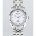 A LADIES MID-SIZE STAINLESS STEEL TUDOR GENEVE GLAMOUR DATE BRACELET WATCH CIRCA 2010, REF. 53000