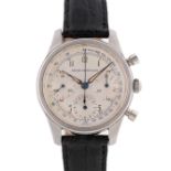 A GENTLEMAN'S STAINLESS STEEL GIRARD PERREGAUX "WATERPROOF" CHRONOGRAPH WRIST WATCH CIRCA 1960s,