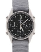 A GENTLEMAN'S STAINLESS STEEL BRITISH MILITARY SEIKO "GEN 1" RAF PILOTS WRIST WATCH DATED 1986, REF.